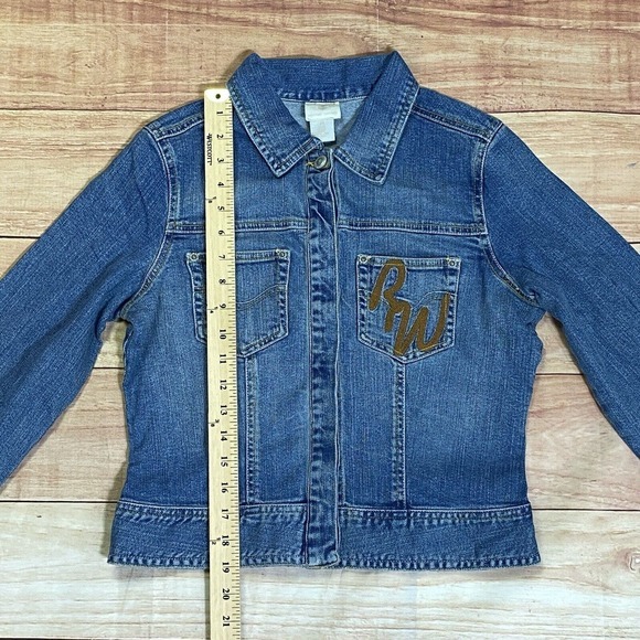 NWT ROCAWEAR Women's Denim Long Sleeve Jacket - Size Medium R98003X Logo - Picture 12 of 13